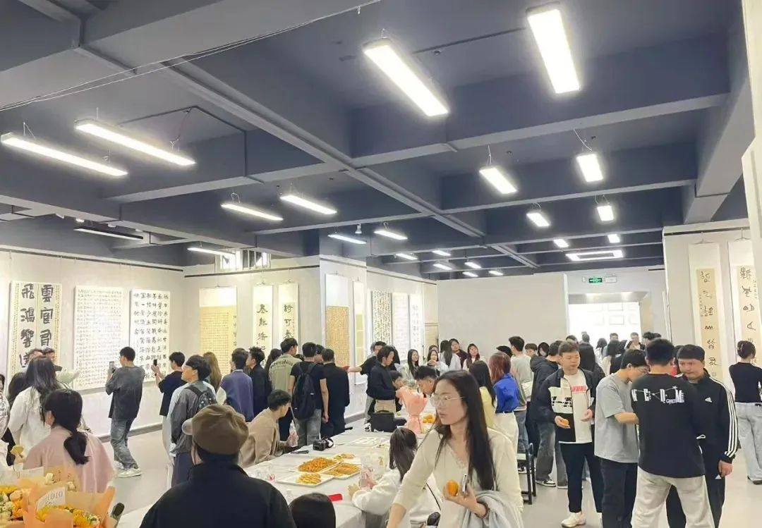 晴耕雨读——曲靖师范学院美术学院2025届书法学专业毕业作品展(图3)