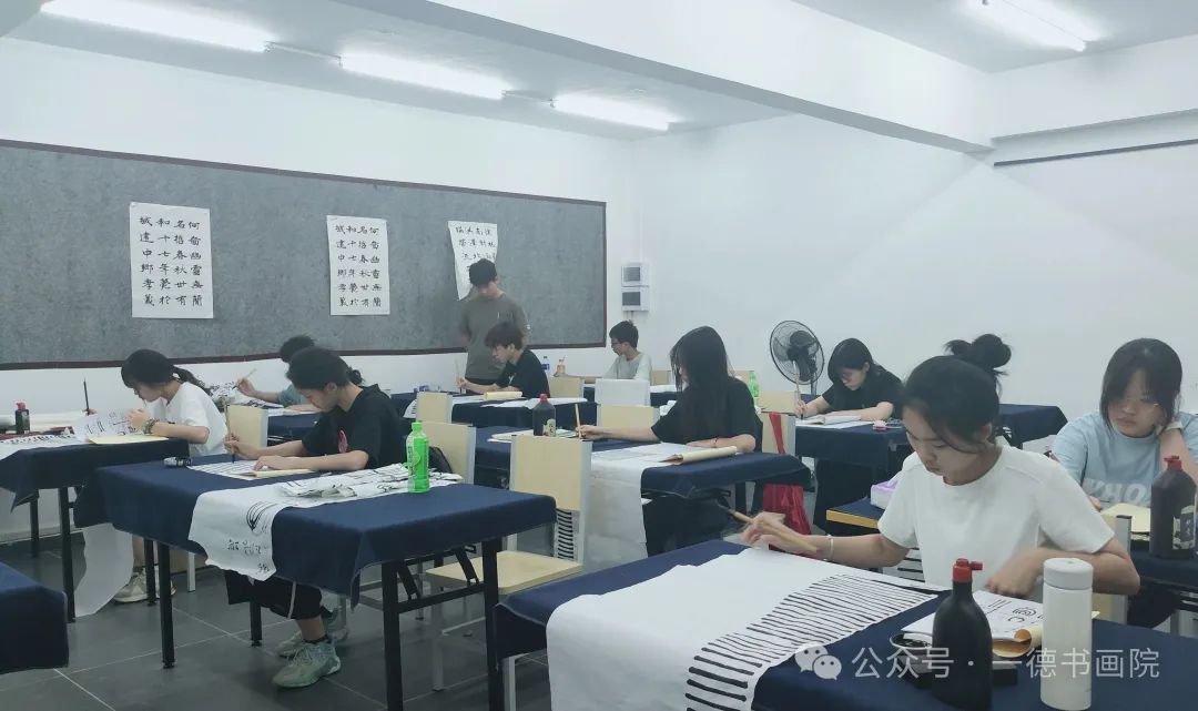 【一德书画院环境篇】|书院环境，为学生营造舒适温馨的学习环境(图3)